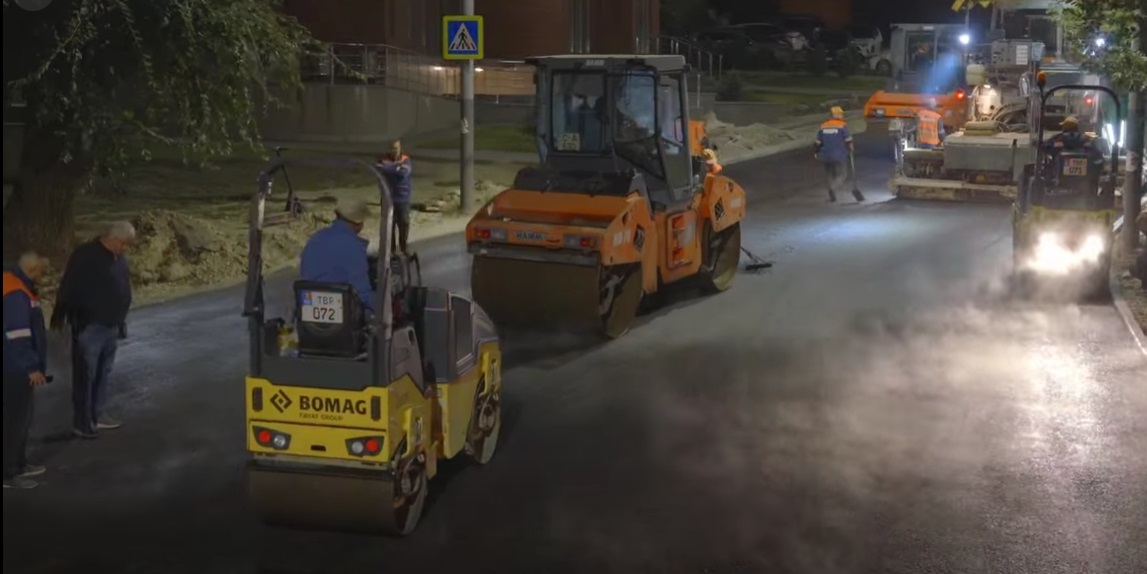 Asfaltarea carosabilului pe Șoseaua Hâncești, tronsonul str. V. Alecsandri