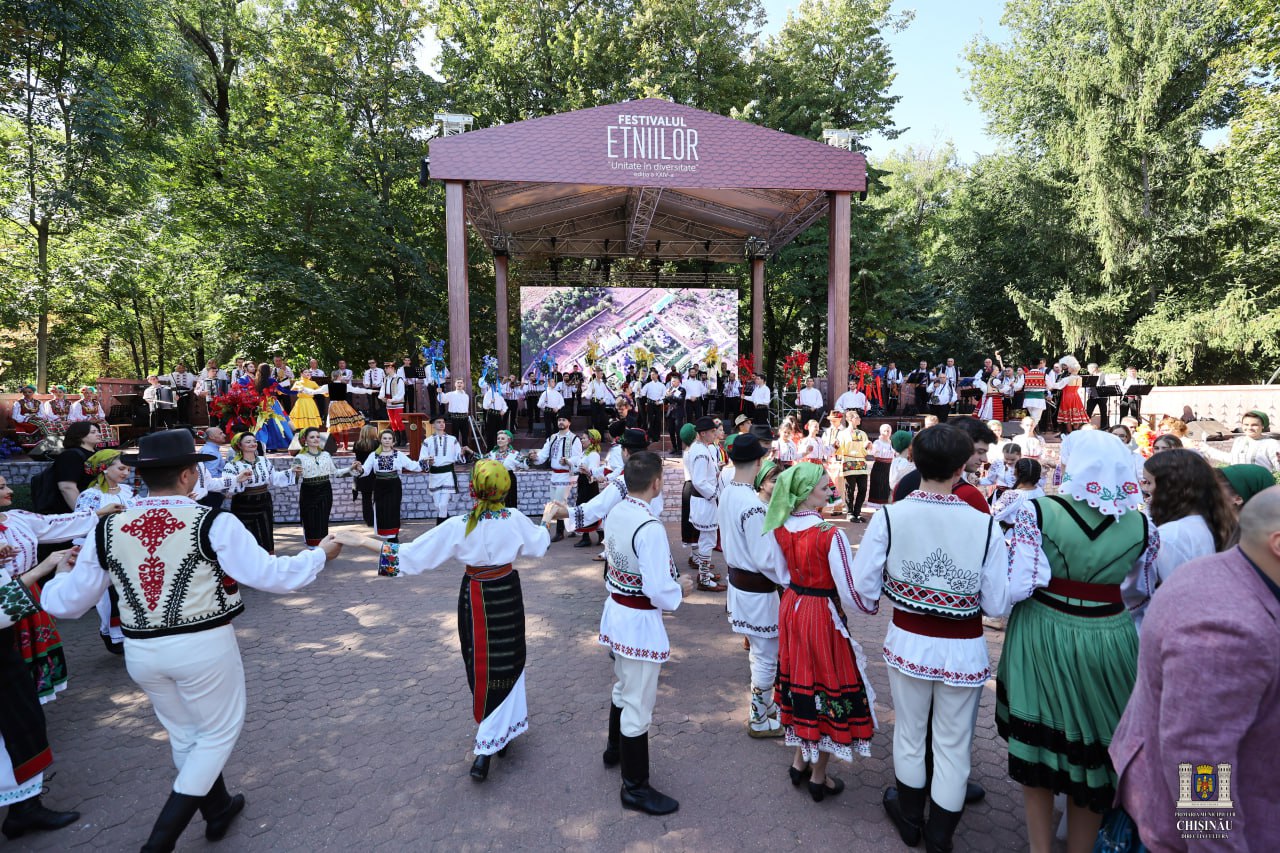 Sistarea circulației transportului pe bd. Ștefan cel Mare și Sfânt, în perimetrul str. Mitropolit G. Bănulescu – Bodoni și str. Sfatul Țării, în contextul evenimentului „Festivalul Etniilor”, ediția a XXV-a